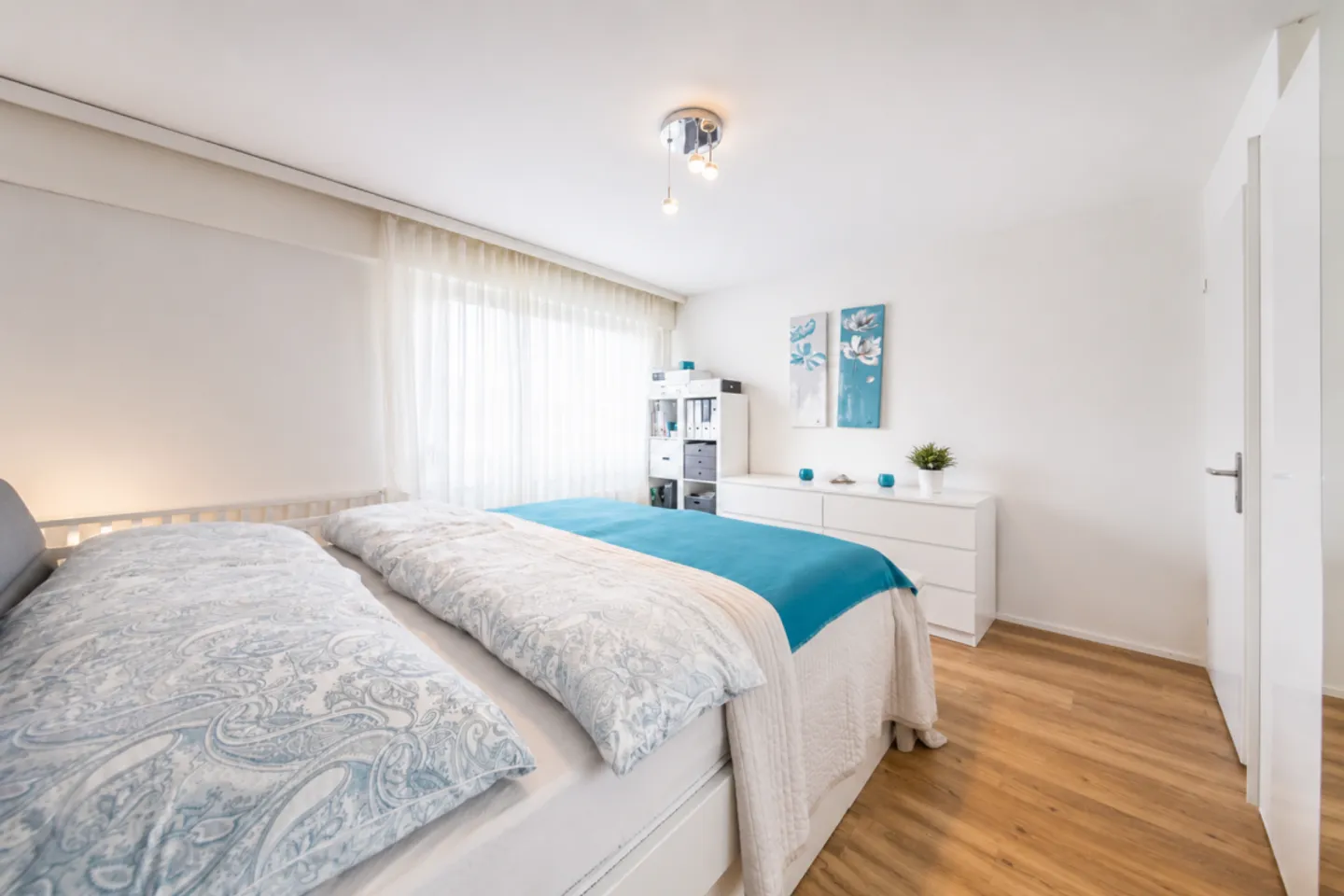 Four Rooms. One Lake. Countless Moments of Happiness - 4.0 Room Apartment in Greifensee - Photo 7 of 13