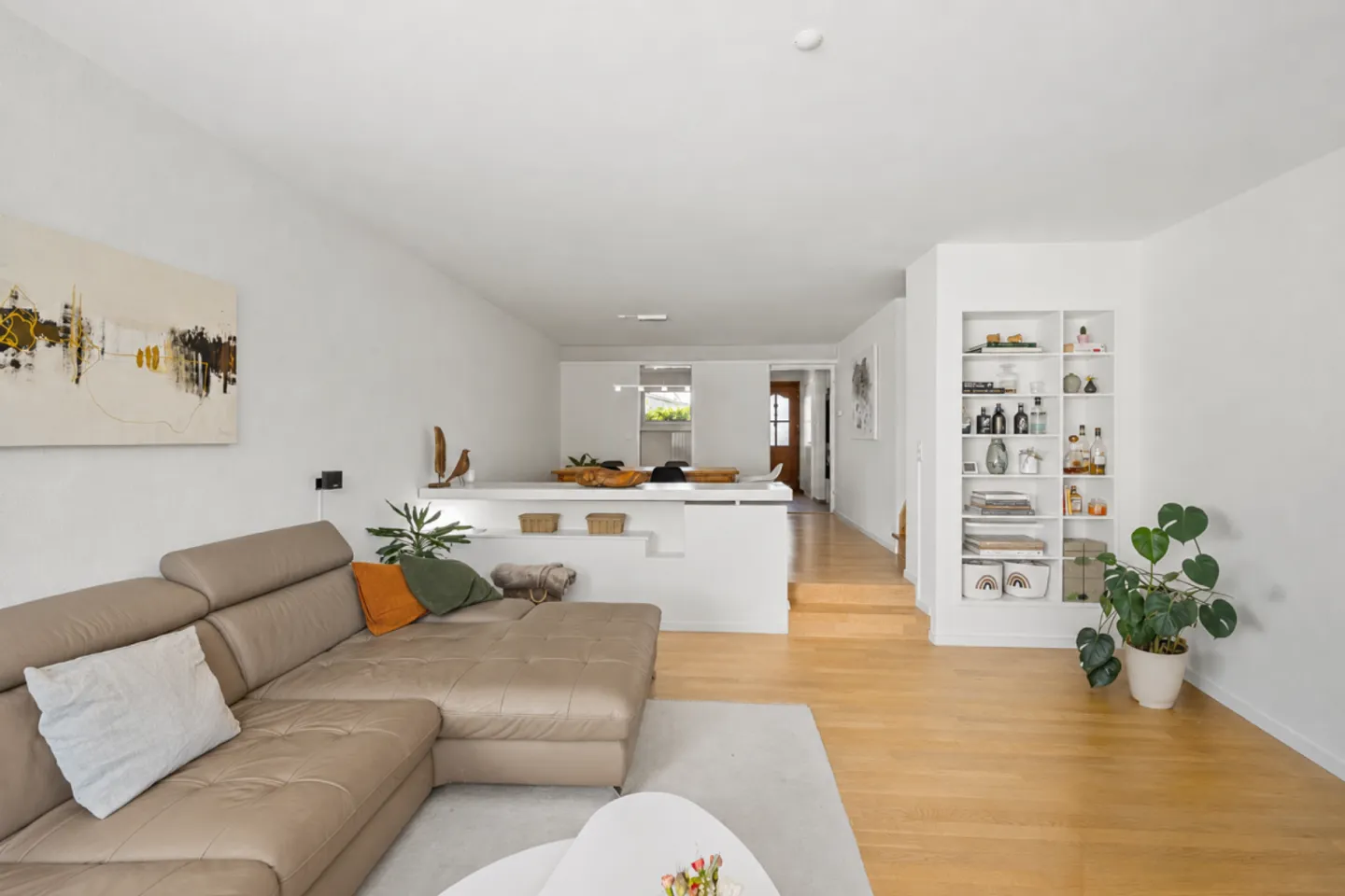 Completely renovated dream home - move in and feel good - Photo 5 of 13