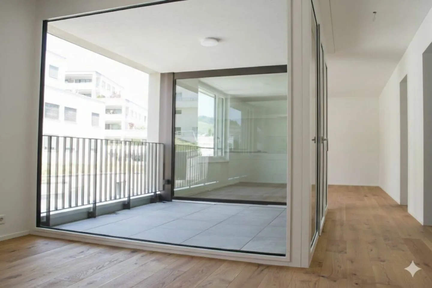 Exklusive und moderne 2½-Zimmer-Wohnung Luzern-Süd - Foto 2 von 7