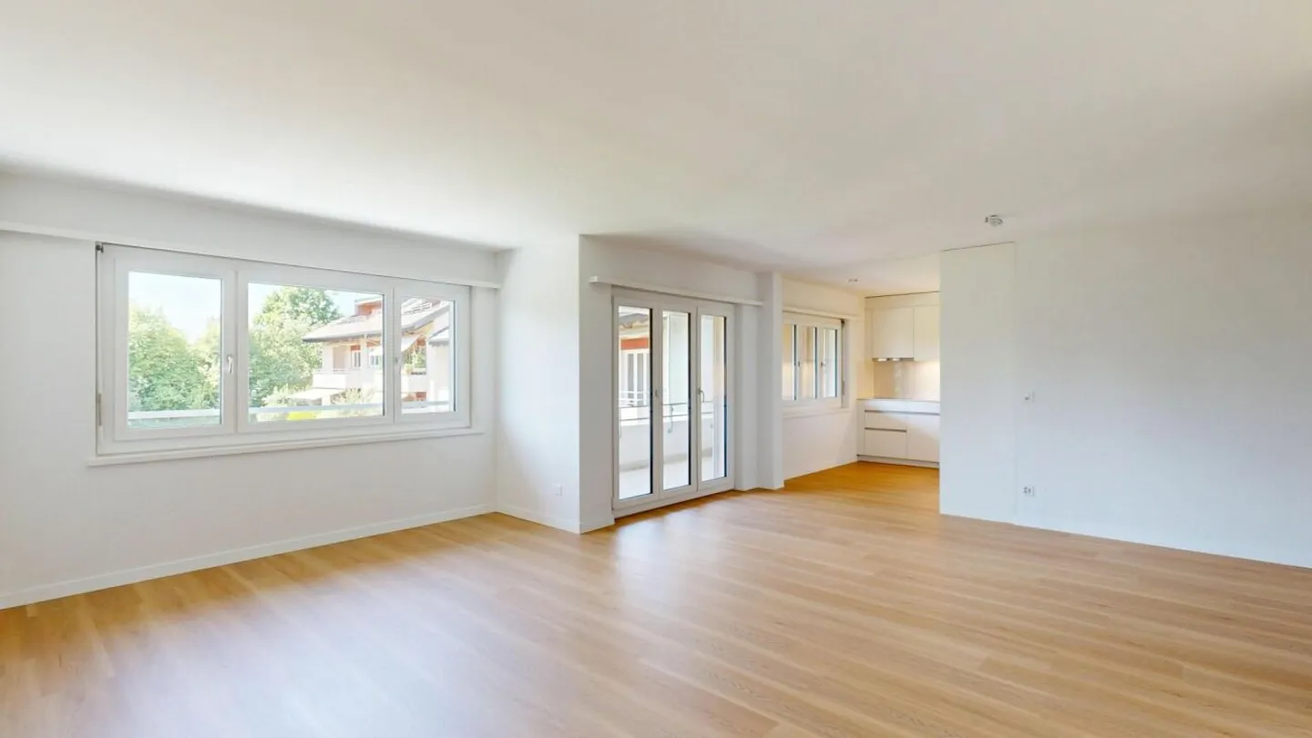 Attraktive 3.5-Zimmerwohnung mit sonnigem Balkon - Erstbezug nach liebevoller Gesamterneuerung - Foto 3 di 13