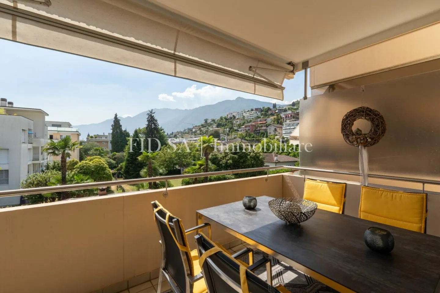 ASCONA - Elegante appartamento di 3.5 locali in posizione centrale e tranquilla - Photo 1 of 13