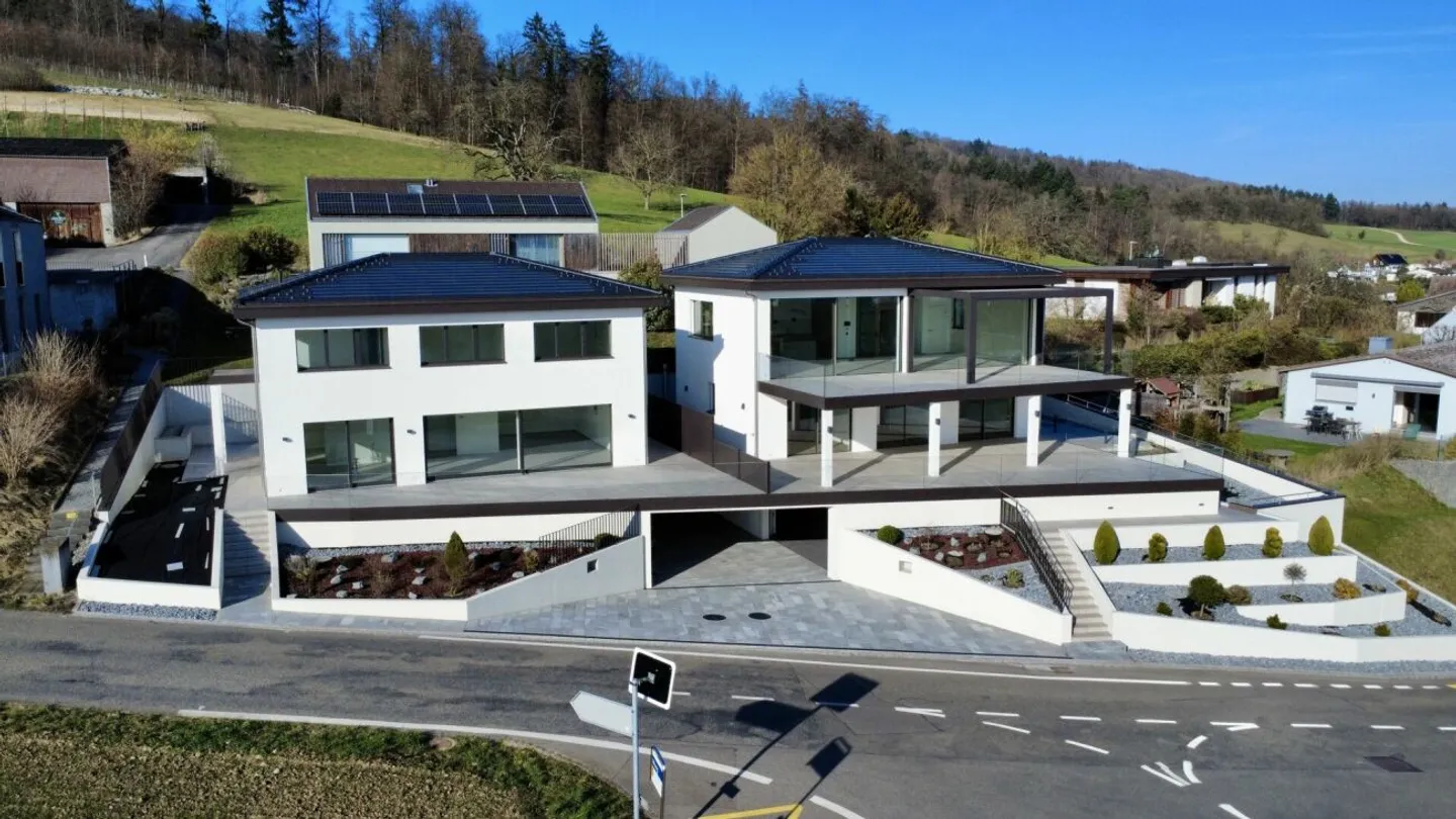 Minergie-Villa mit Bergblick - Foto 3 von 13