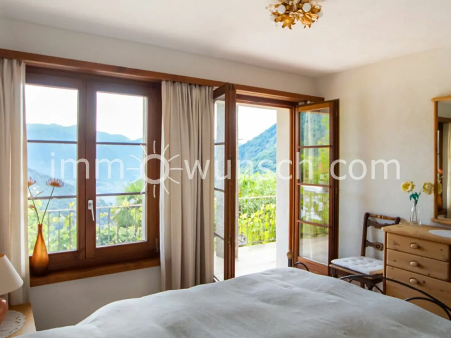 Charmantes  4 ½ Zi. Wohn- / Home Office- oder Ferienhaus, mit zwei Terrassen - Foto 6 di 13