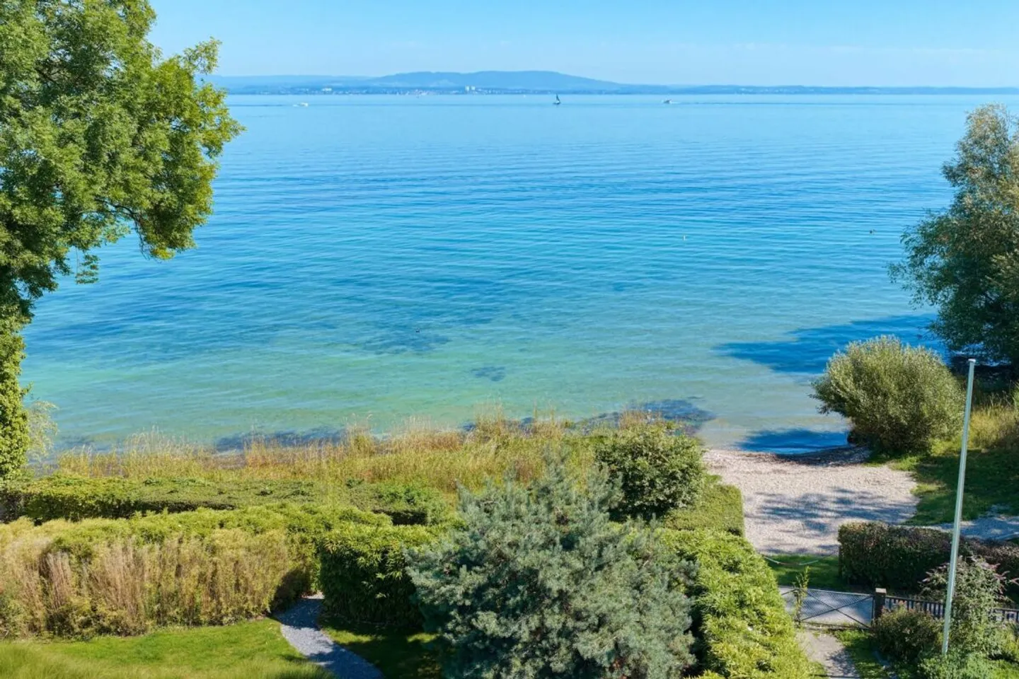 Villa moderne avec accès au lac, piscine et bien-être - Photo 9 sur 11