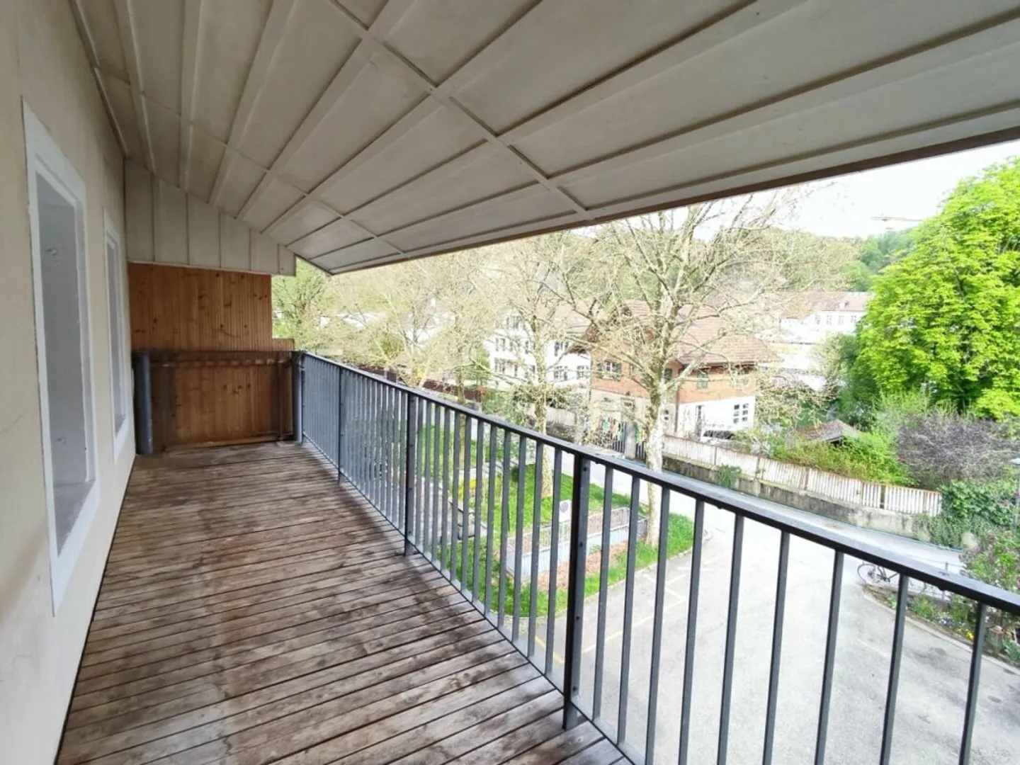 Ampio appartamento di 4,5 stanze nella città vecchia con balcone - Foto 4 di 11