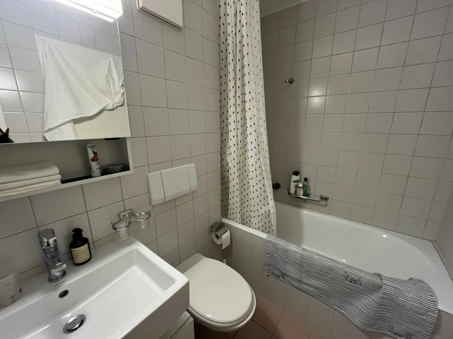 Appartement lumineux 2.5 pièces - Photo 8 sur 10