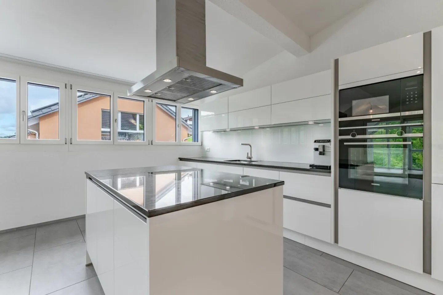 Modernes Apartment mit Wintergarten - Foto 7 von 13