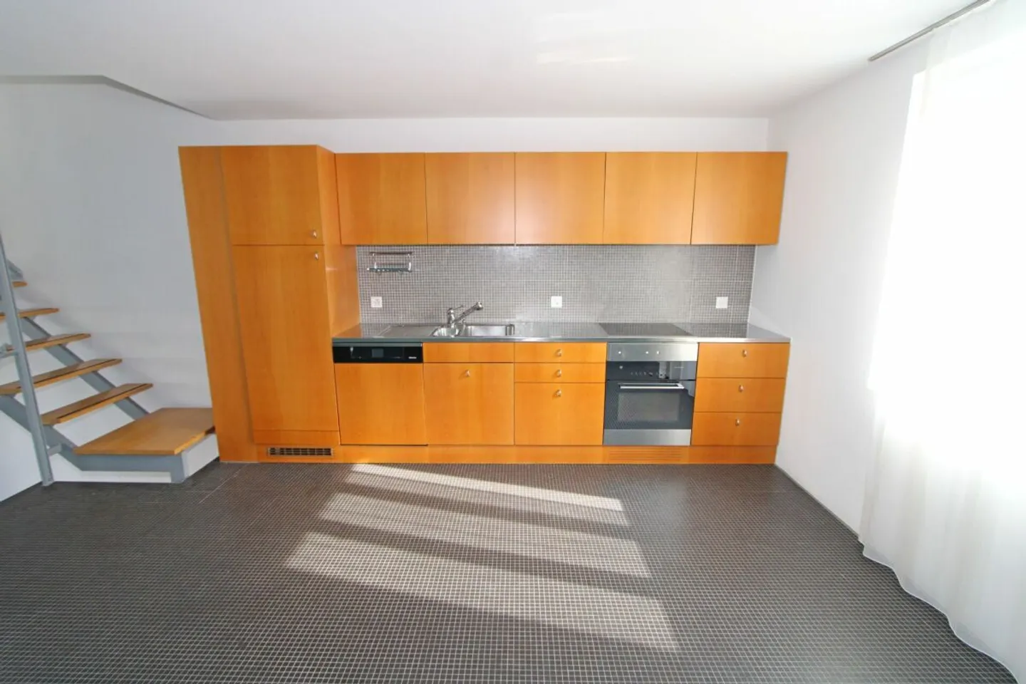 Oltner Original - Charming Townhouse - Photo 5 of 13