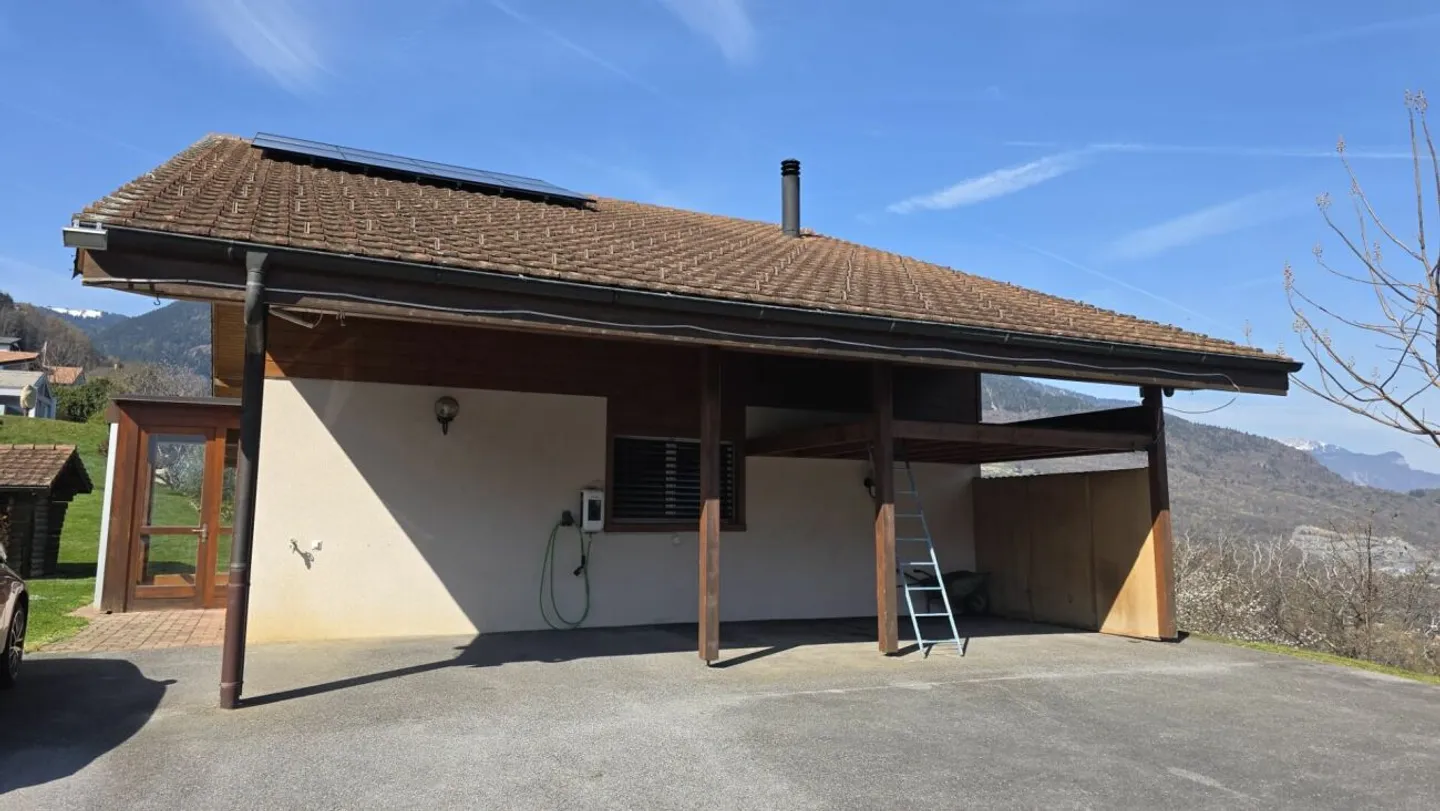 Villa mit Baugrundstück - Foto 10 von 11