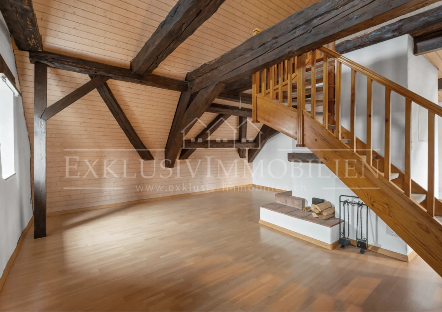 Stable multi-family house with development potential and 5.44% gross yield - Photo 2 of 6