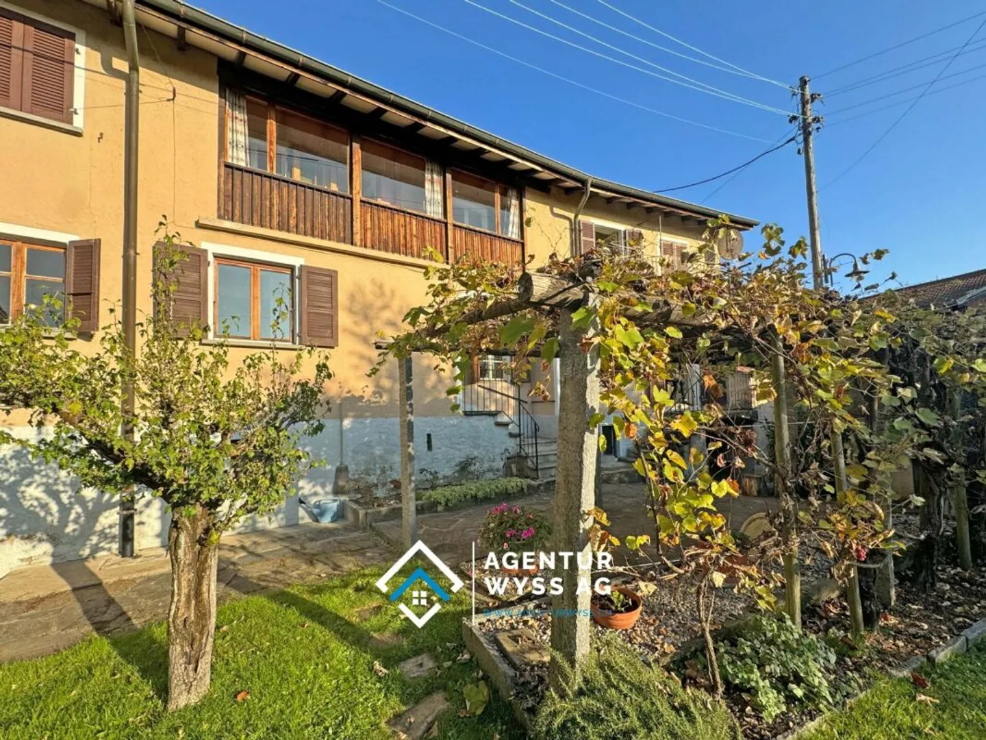 Ticino Living Oasis with Garden - Photo 1 of 13