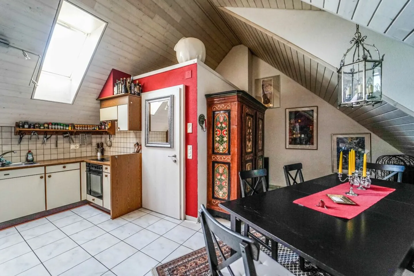 Appartement 4,5 pièces dans un emplacement calme - Photo 4 sur 11