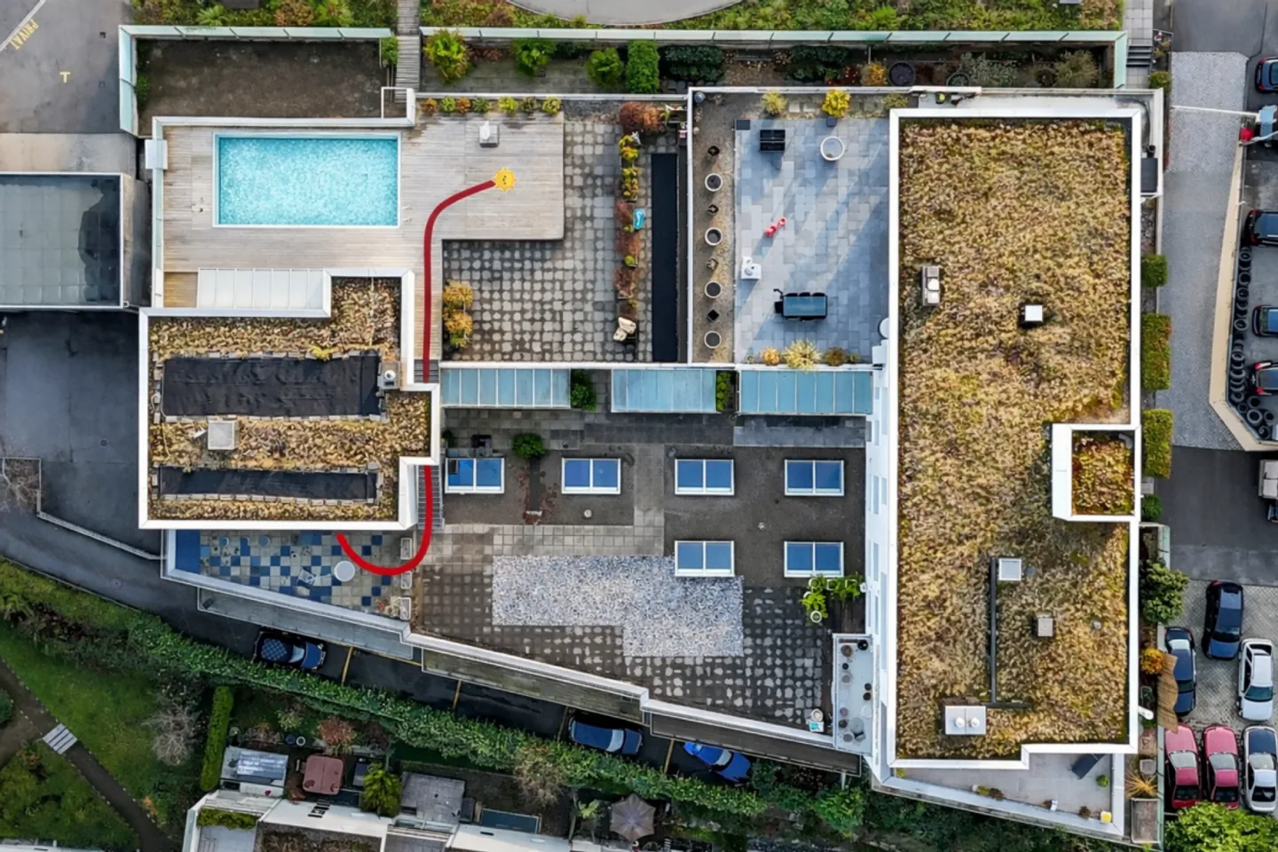 LUMINA LAKE | Grosszügige 4.5-Zi.-Maisonette mit Seesicht, beeindruckender Raumhöhe und Aussenpool - Foto 13 von 13