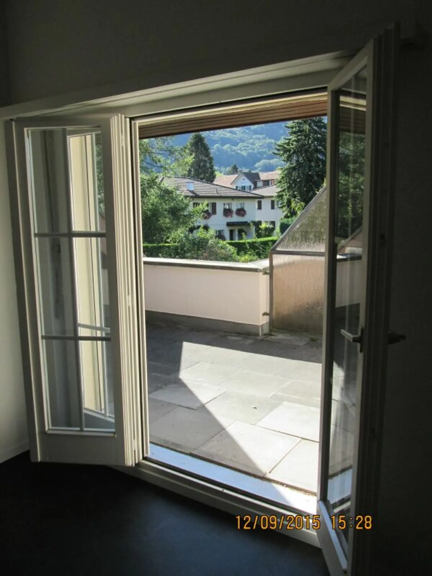 Beautiful apartment in a quiet and sunny residential area - Photo 9 of 12