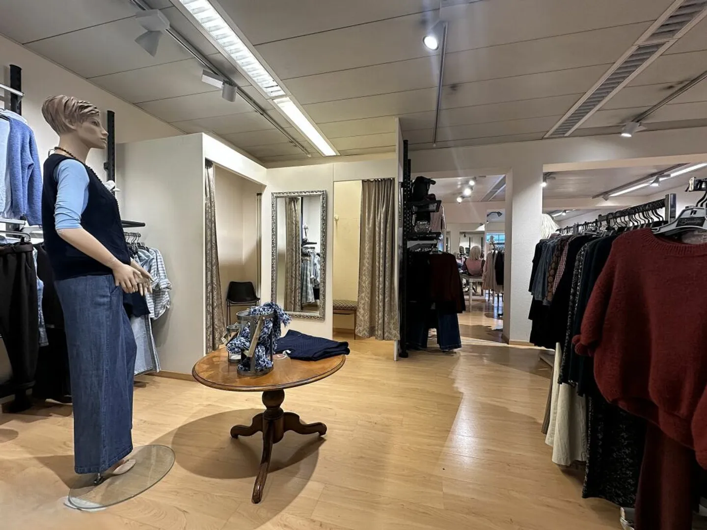 Spazio Commerciale a Glarus - Foto 5 di 5
