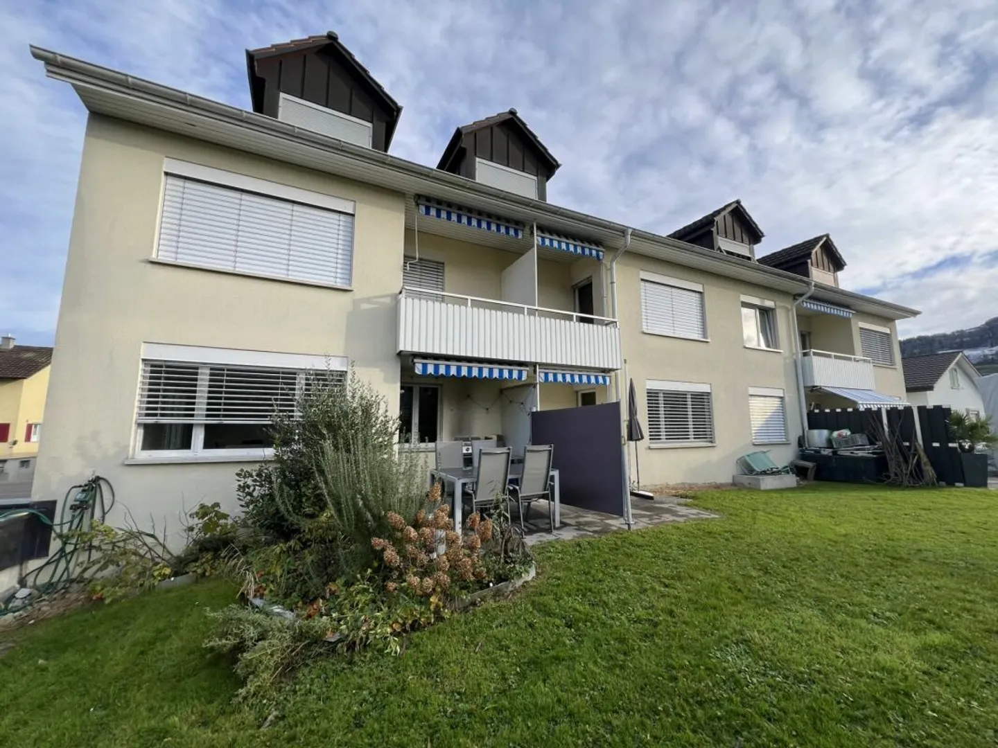 Incantevole appartamento mansardato 3.5 locali nel verde - Foto 12 di 13