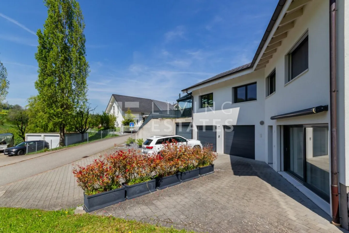 LUXURY IN THE COUNTRYSIDE - WITH RENTAL INCOME - Photo 13 of 13