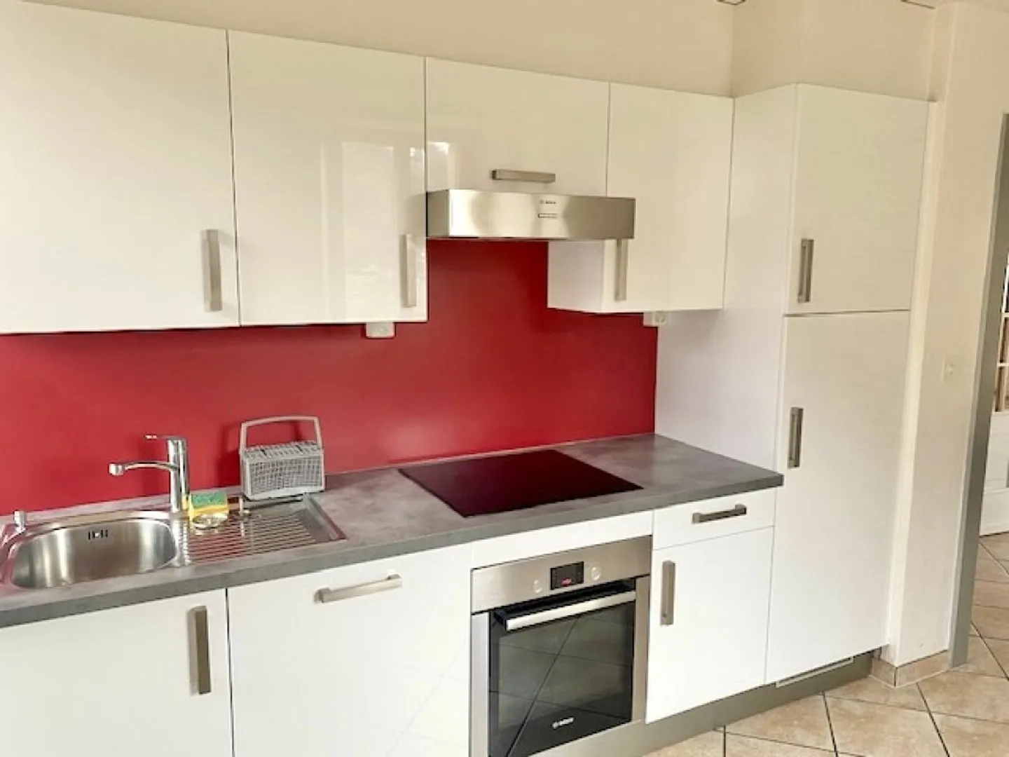 Large 4.5-room apartment - 150 m² - Chamoson center - Photo 3 of 8