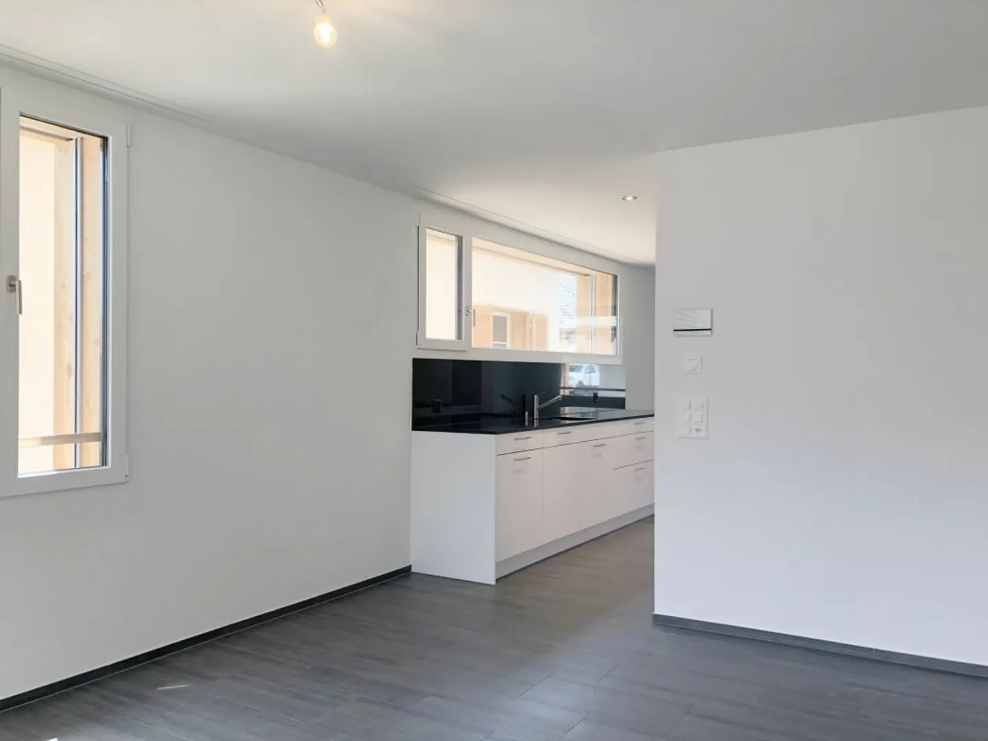 grosszügige 3.5-Zi. Wohnung mit Charme - Foto 2 di 13