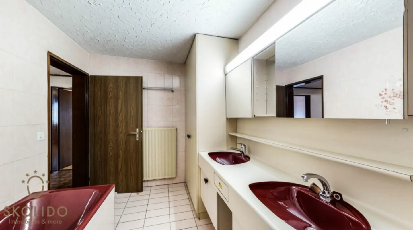 Attractive (Holiday) Apartment on Two Floors with Expansion Potential in Bürchen VS - Photo 10 of 13