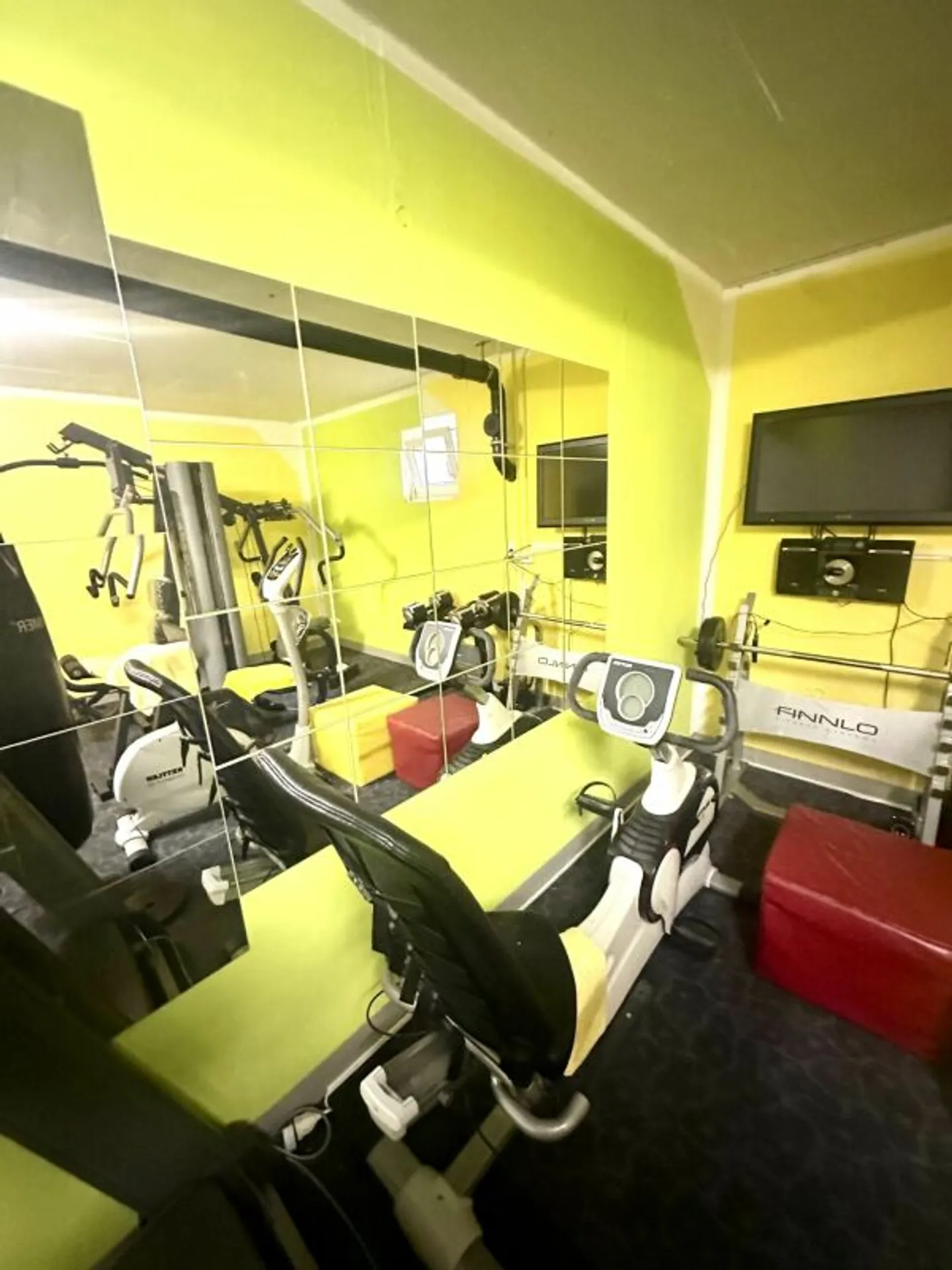 Hobby Room - Photo 7 of 13