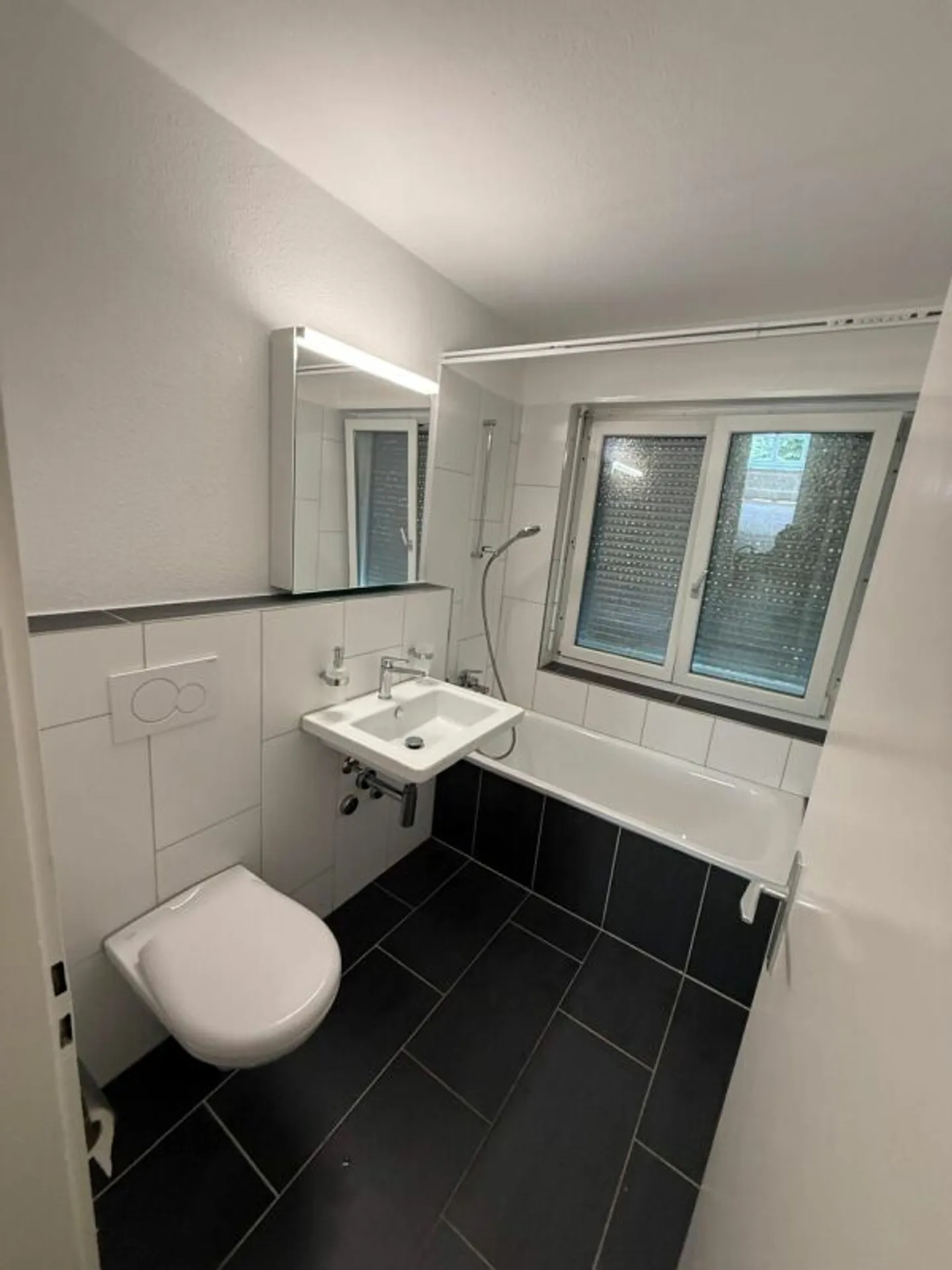 Modern large 4.5 room apartment in Trimbach - Photo 4 of 13