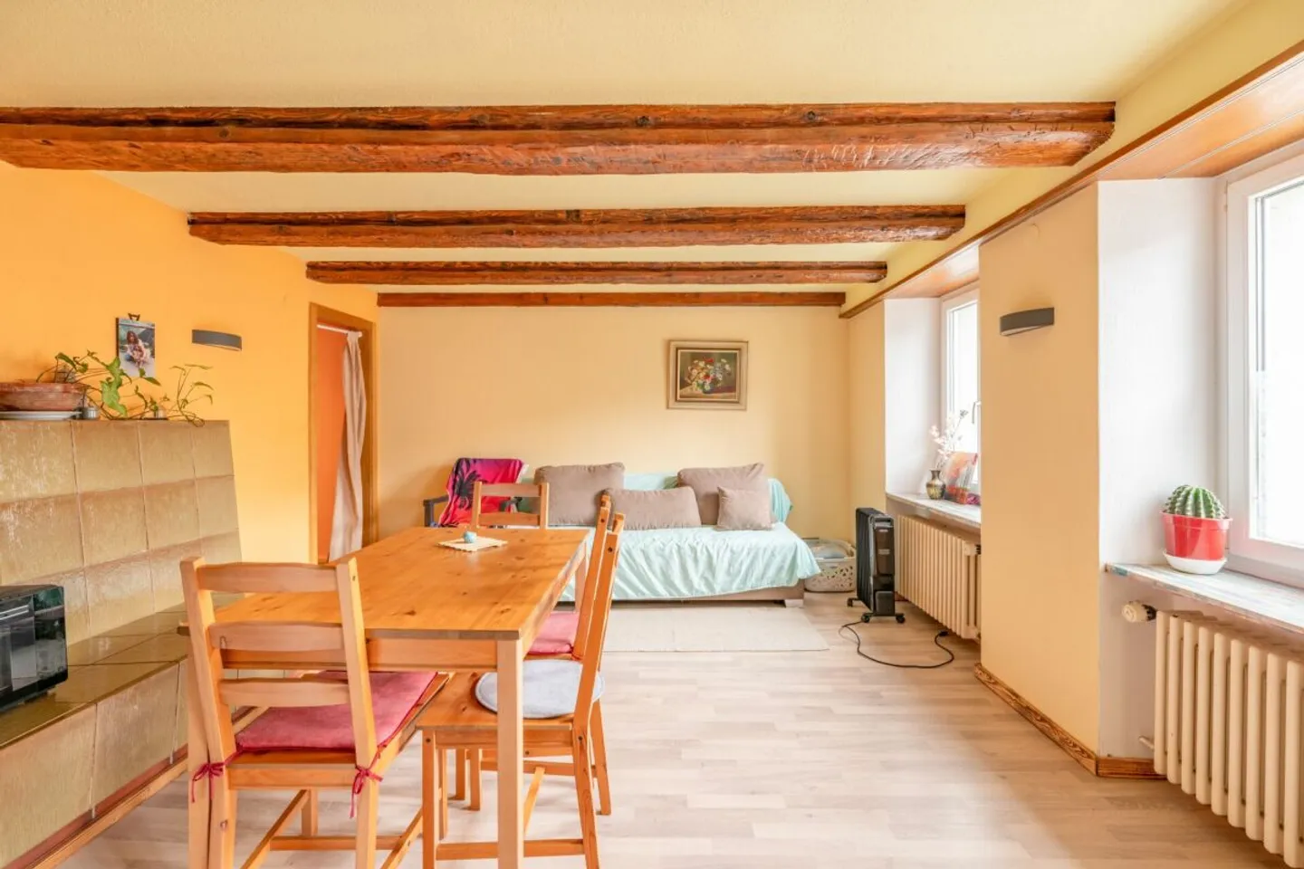 A House for Makers - Space, Potential, and Your Own Magazine - Photo 4 of 12