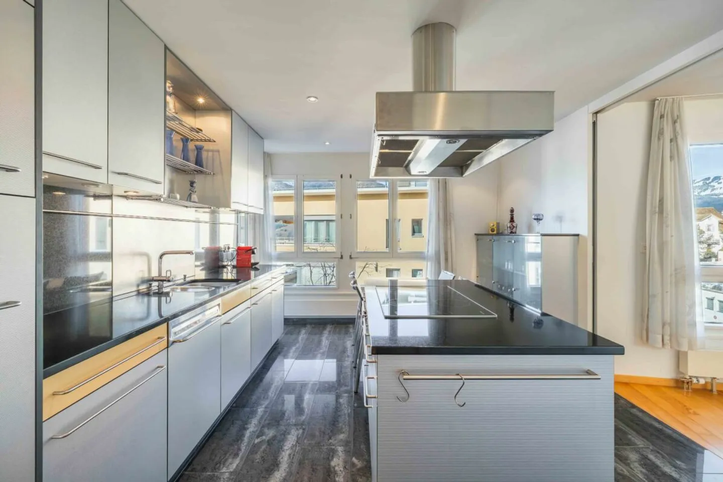 Lebensqualität mit Panoramablick - Foto 6 von 13