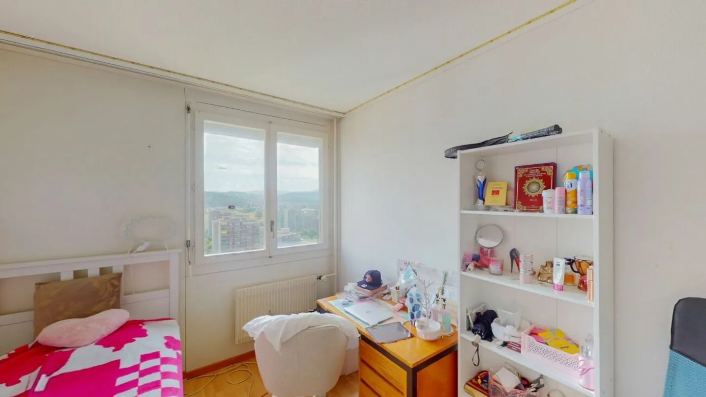 5½ Zimmer Wohnung mit Aussicht an familienfreundlicher Lage - Photo 12 of 13