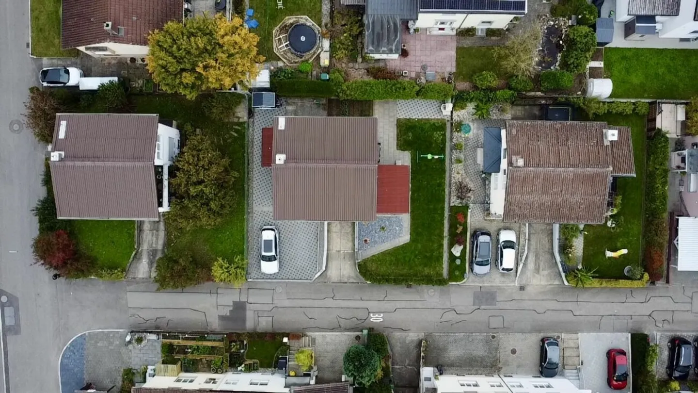 Emménager &amp; s'épanouir - maison individuelle rénovée avec jardin dans un quartier calme - Photo 4 sur 13