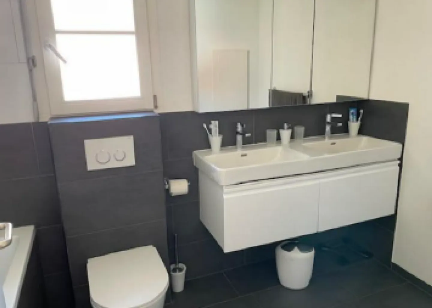 Maison semi-détachée de 6 pièces avec vue imprenable - 50 m jusqu'à la lisière de la forêt - Photo 10 sur 13