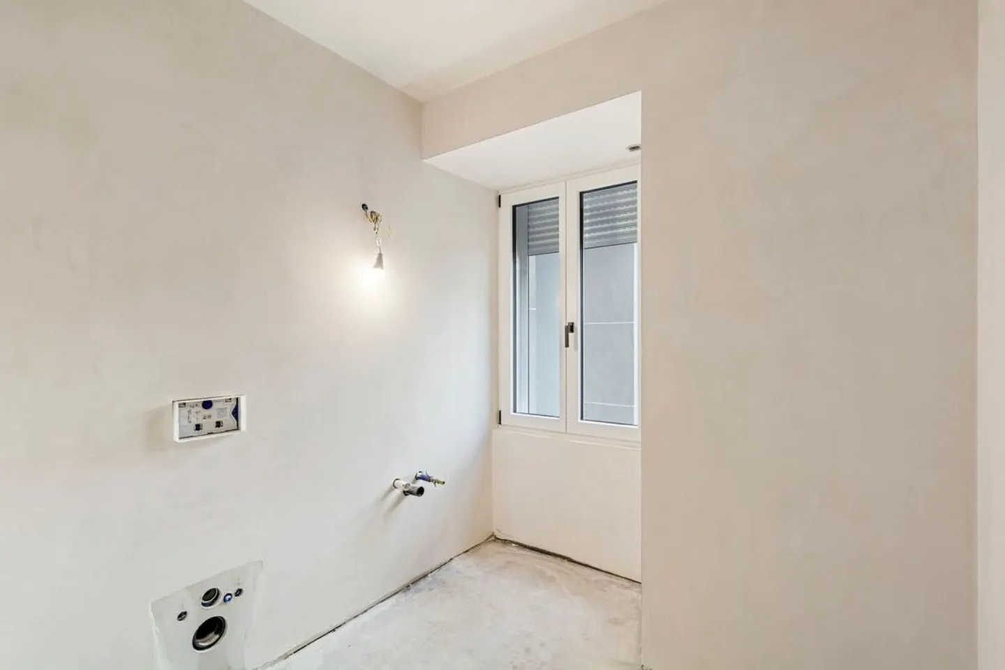 Renovated Master House - Photo 11 of 13