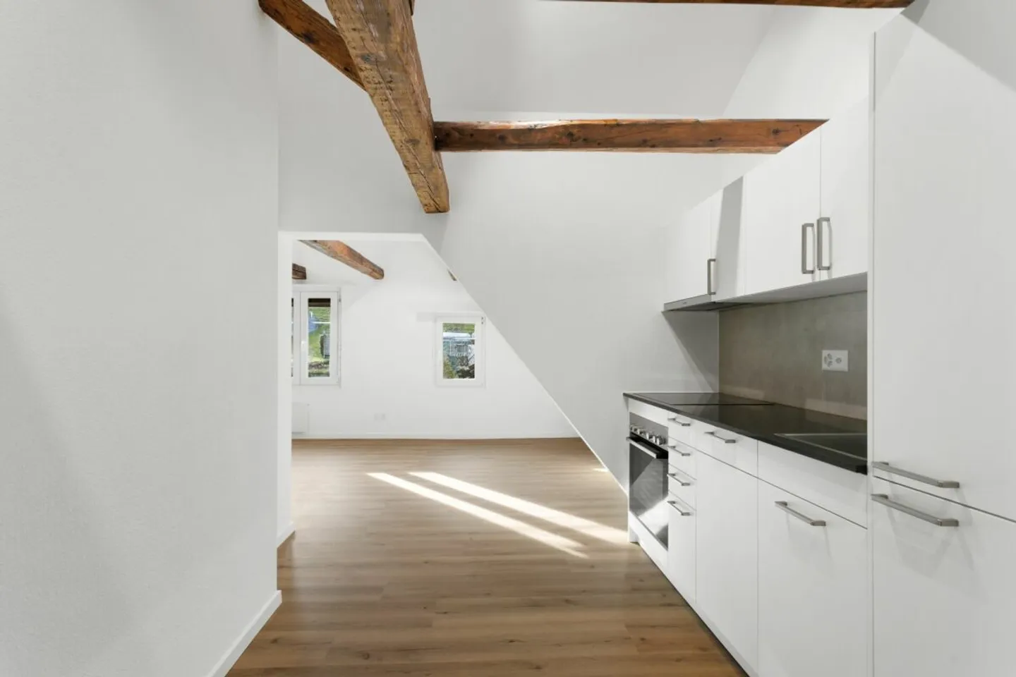 First rental: 2.5-room designer apartment - Photo 1 of 9