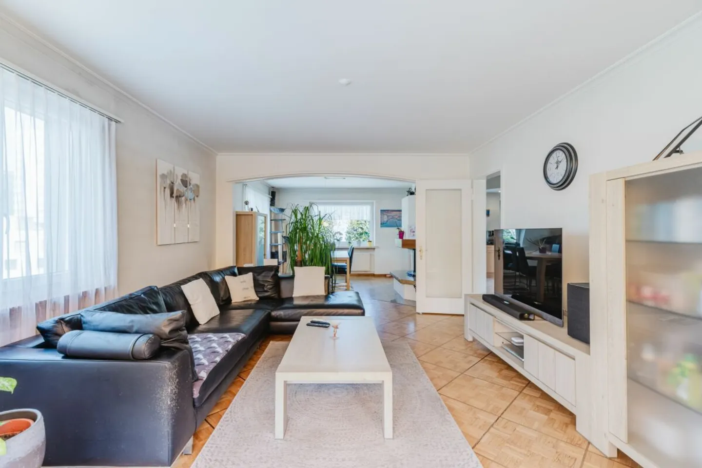 Multi-family house with building reserve in the beautiful Linden district in Biel - Photo 9 of 13
