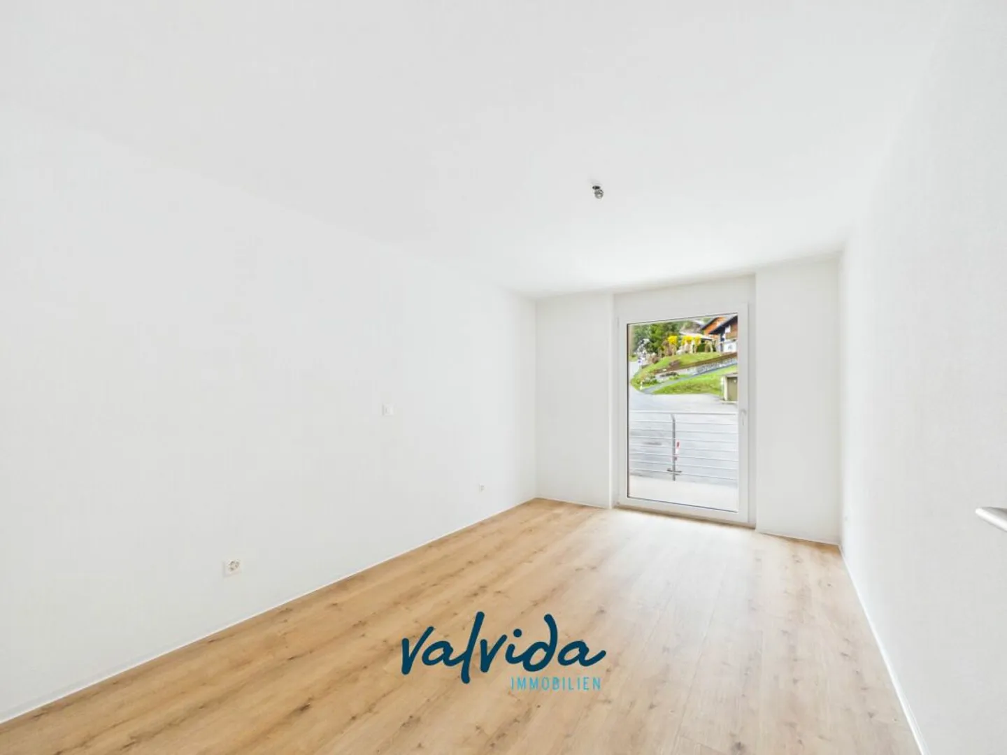 Prime Location in the Ski Resort: 3.5-Room Apartment with Ski-in Comfort - Photo 6 of 10