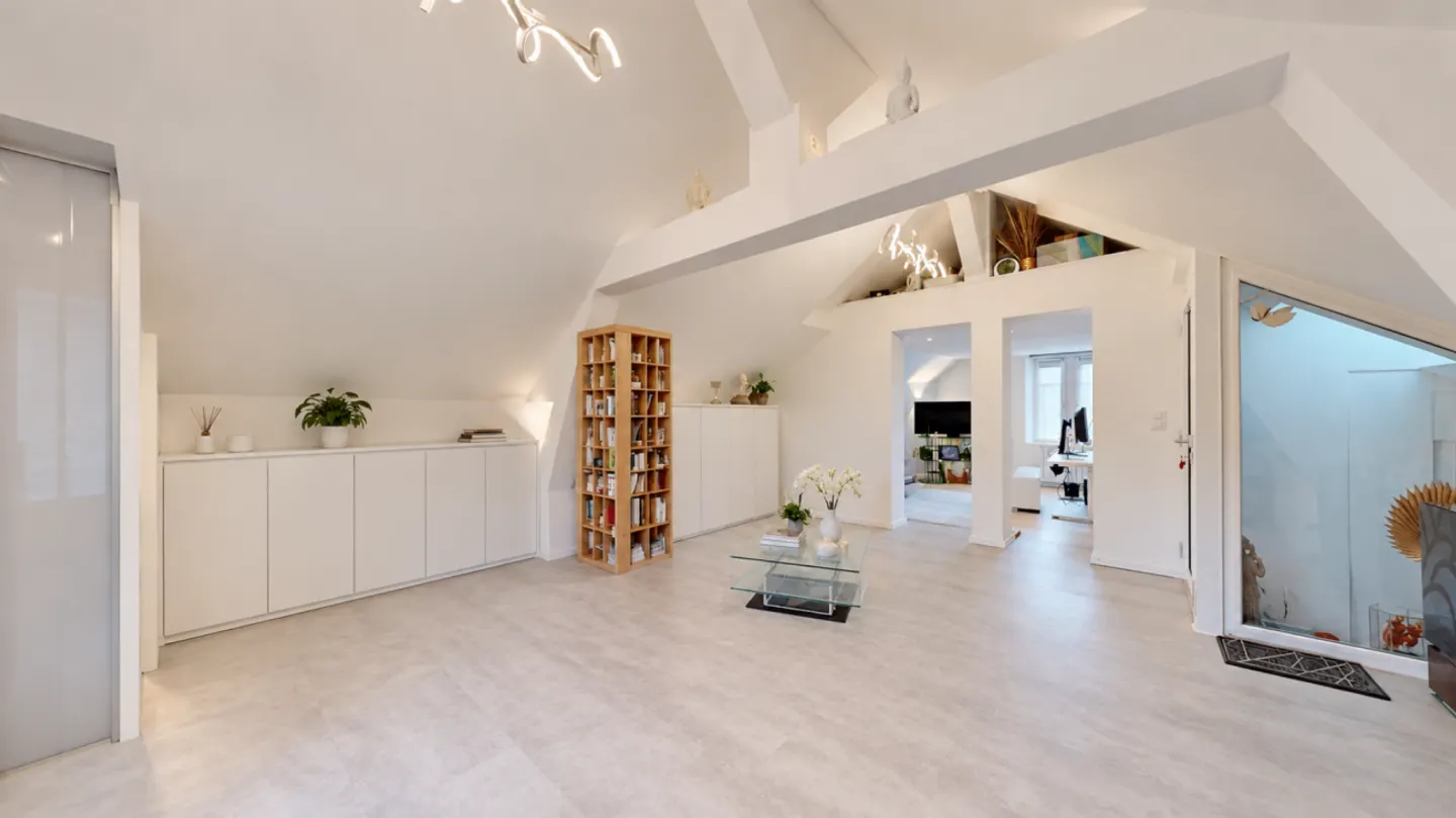 Historical and completely renovated single-family house in the old town of Aarburg - Photo 7 of 9