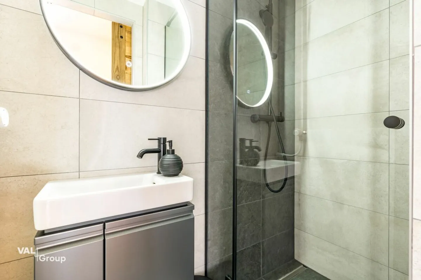 Appartement moderne avec ambiance alpine - Foto 10 di 13