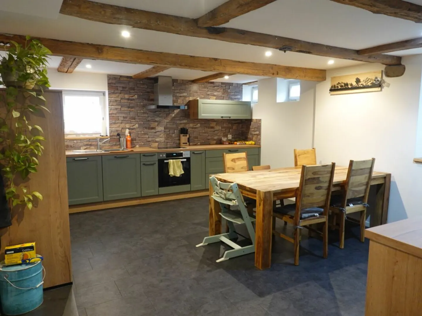 Ferme spacieuse et moderne avec beaucoup d'espace autour - Photo 1 sur 10