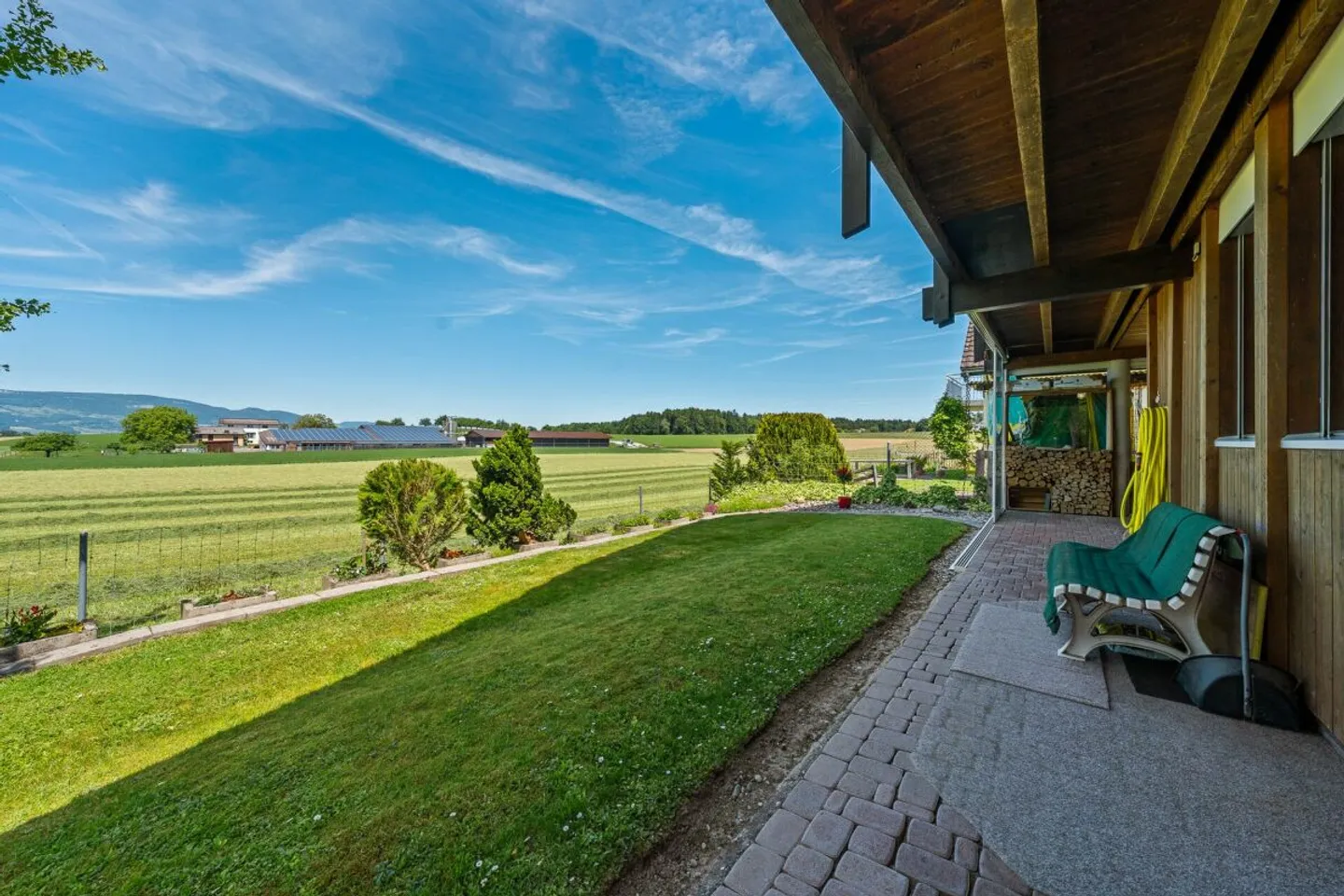 Charmantes Einfamilienhaus mit Garten - Foto 4 von 12