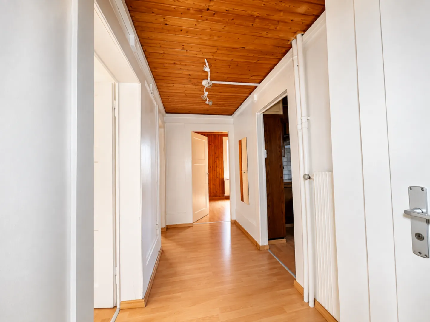 Familienhaus mit 3 Wohnungen zu renovieren - Foto 5 von 13