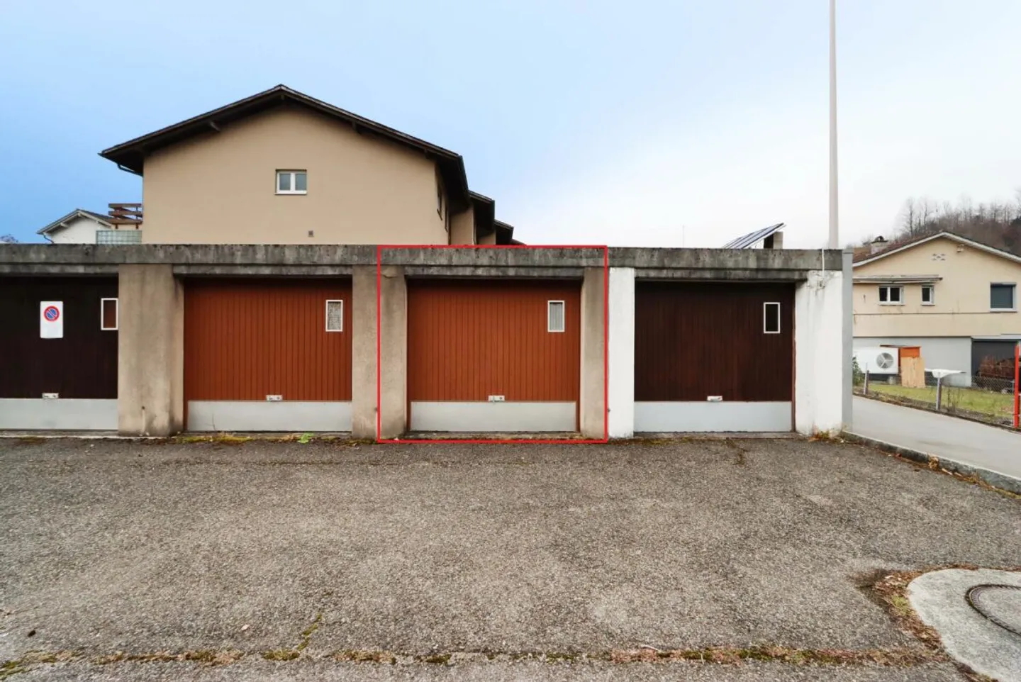 Charmantes Reihenhaus mit Garten an familienfreundlicher Lage in Netstal GL - Foto 7 di 8