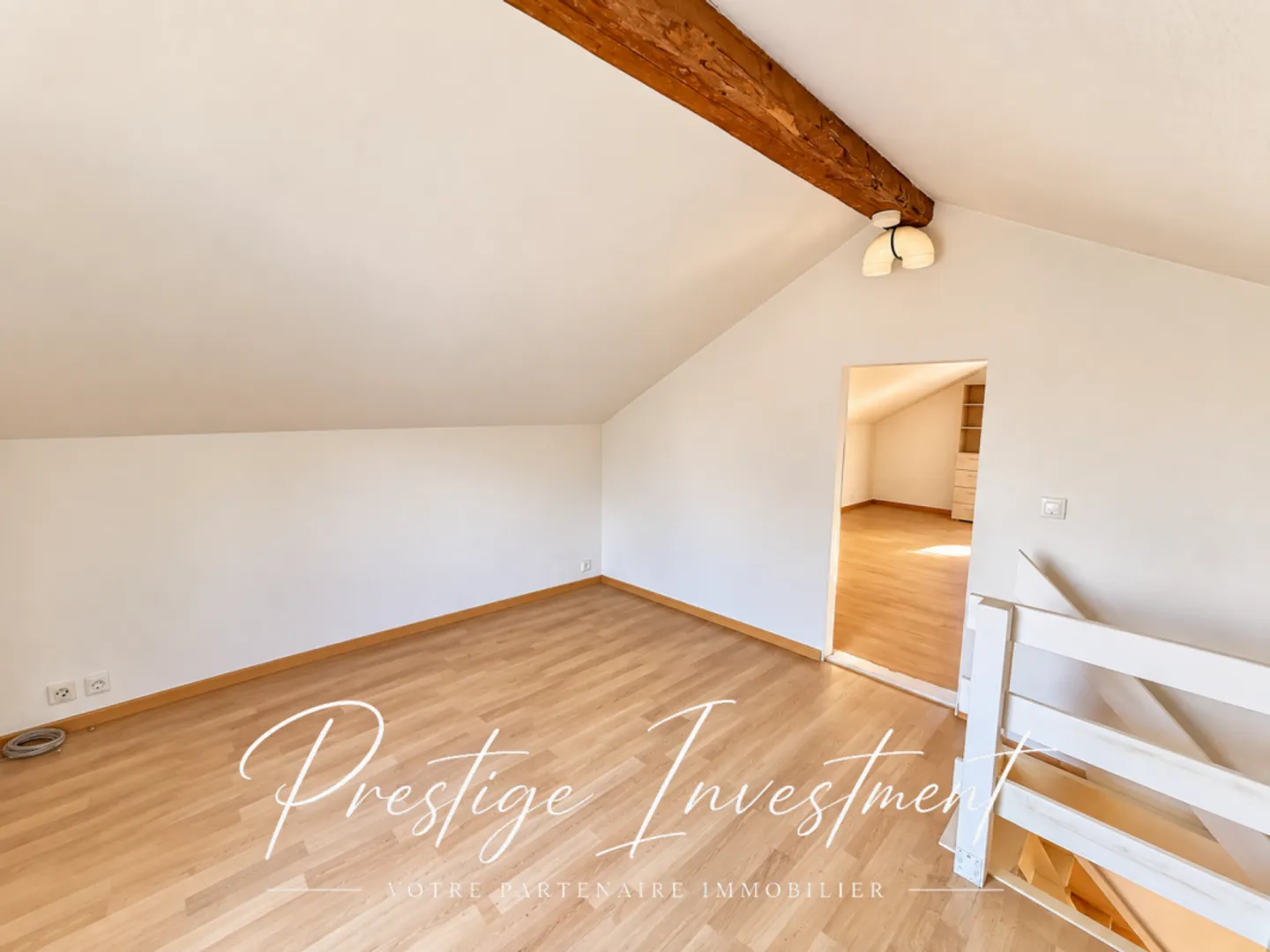 VILLA - CHALET MIT 4,5 ZIMMER - VEYRAS - Foto 10 von 12