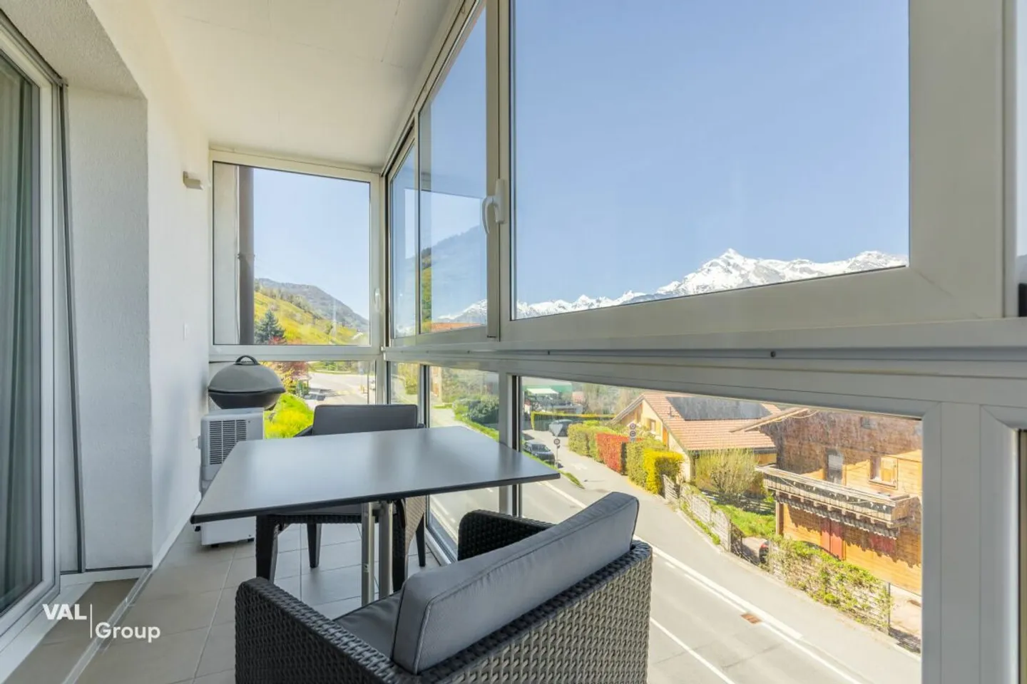 Appartement Charmant Près de Sion - Photo 10 sur 12