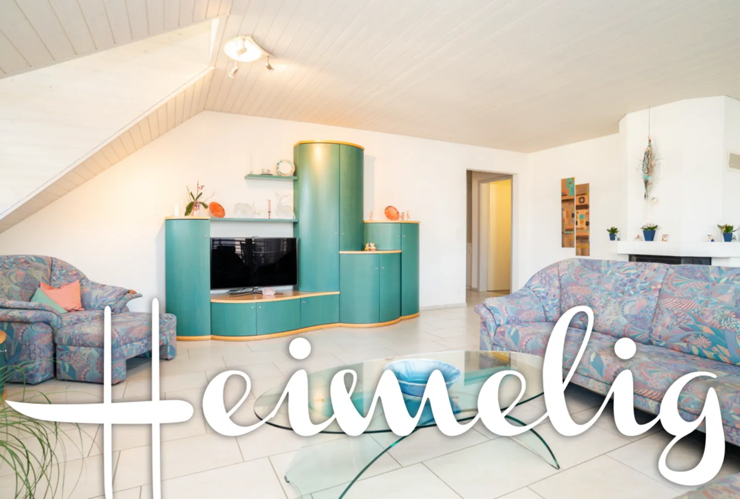 Bright 5 ½-room attic apartment in a family-friendly neighborhood - Photo 1 of 13