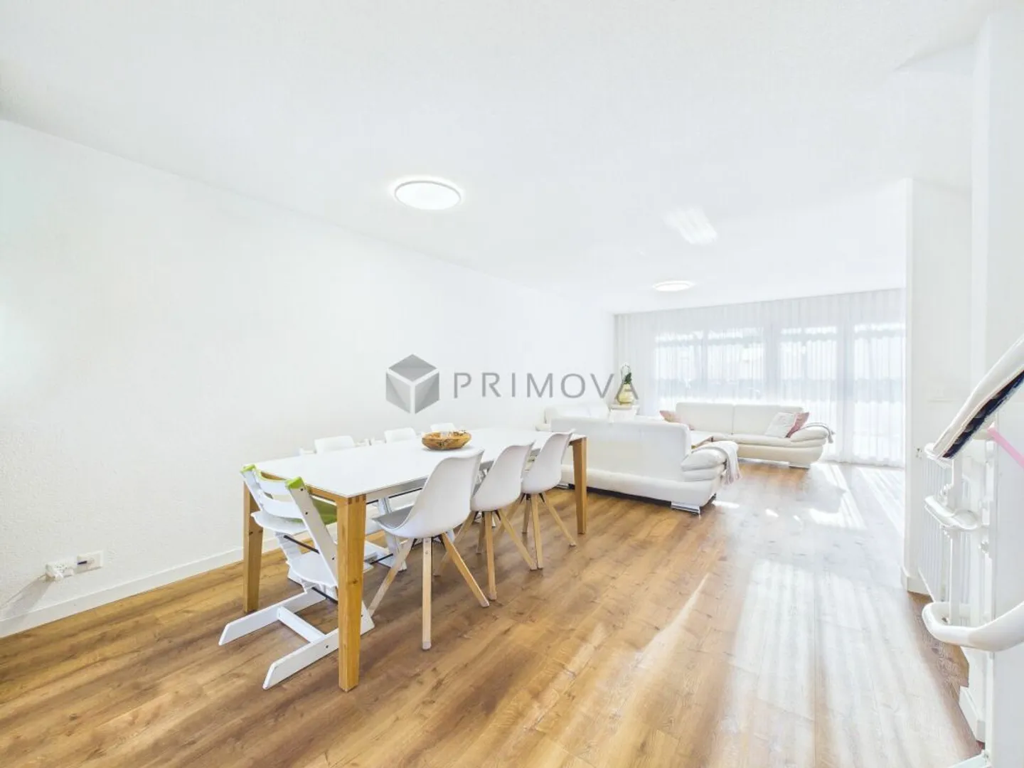 Renoviertes Reihenhaus mit Garten - Foto 2 von 13