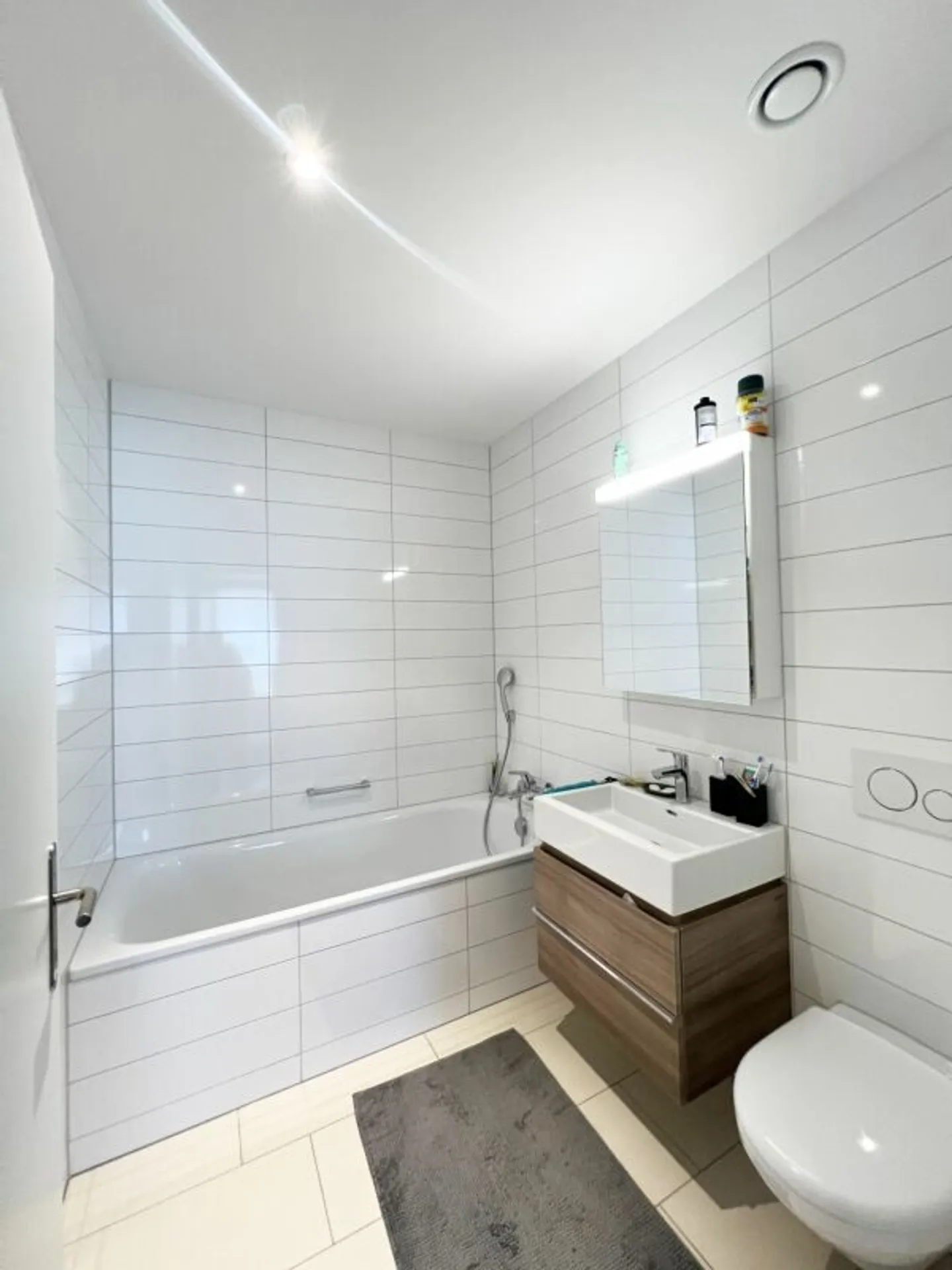 Stylish Condominium in the Heart of Wettingen - Photo 5 of 8