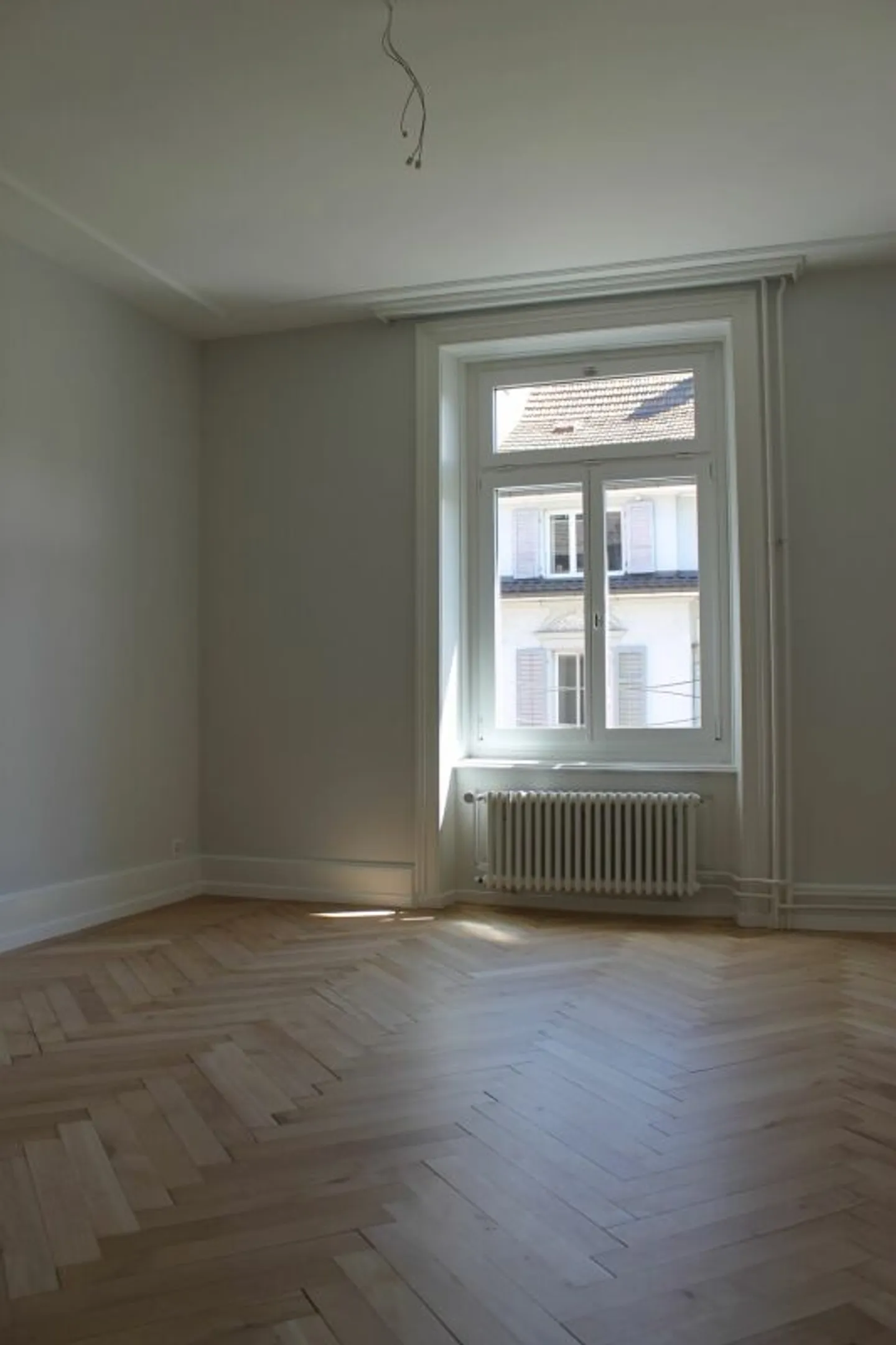 Quiet & Central: Your Dream Apartment in Lucerne's Neustadt - Photo 7 of 11