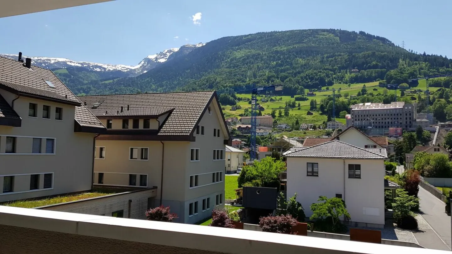 Newly built 3.5-room apartment with loggia and high standard of finish - Photo 10 of 10