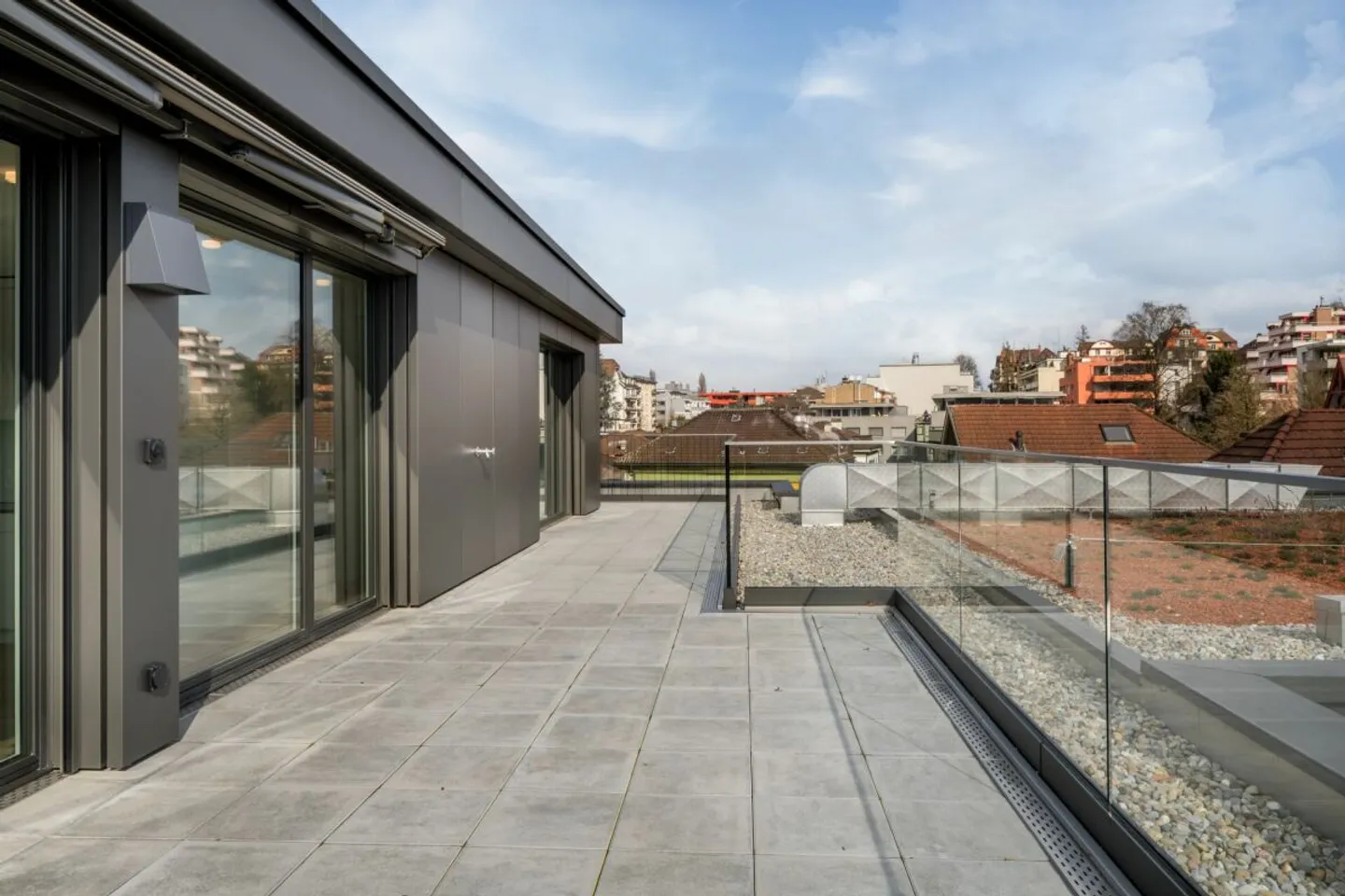 Appartement penthouse exclusif avec une vue magnifique sur la ville de Lucerne - Photo 11 sur 12