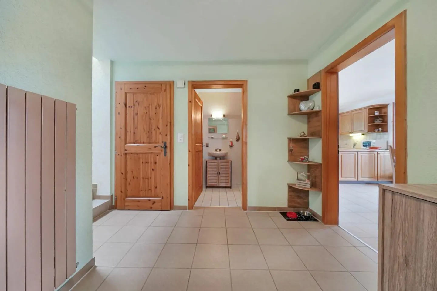 Casa unifamiliare indipendente con giardino in una posizione fantastica - Foto 7 di 13